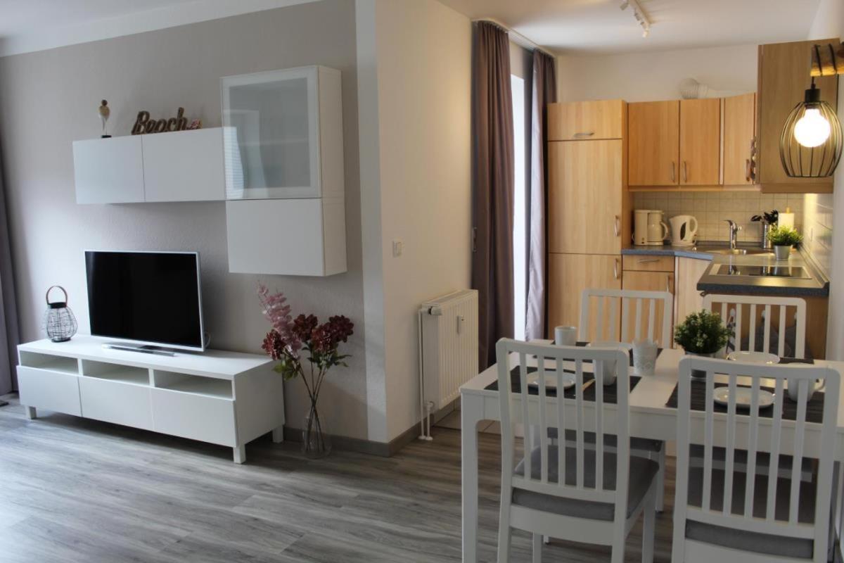 Villa Doeser Strand คุกซ์ฮาเวน ภายนอก รูปภาพ